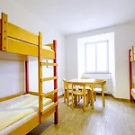 Hostel Hi *